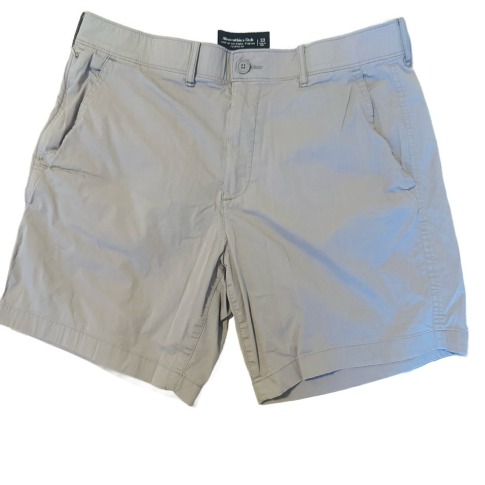 Abercrombie & Fitch Men's Gray Flat Front Shorts